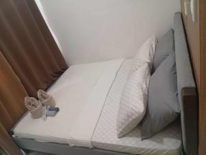 Condo MOA Complex Pasay - Shore 1 Tower C2 Residence - Home away from Home