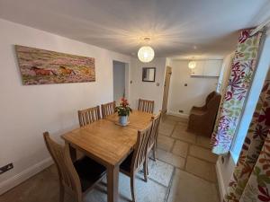 Delightful 3-bedroom Cottage, Brockenhurst