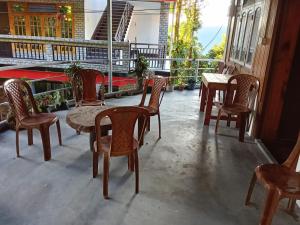 Bloomfield Farmhouse 2