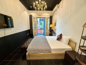 Skylux Hanoi Homestay