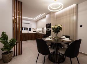 Luxury Marina Beach Stay