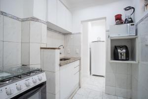 Apartamento Um Quarteirão Da Praia De Copacabana