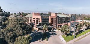 Sheraton Pilar Hotel & Convention Center