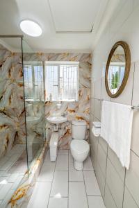 Self Contained 2 bed Room Condo