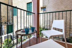 Hostdomus - Outdoor Apartment 1