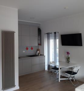 Rebibbia Guest Art 2 Metro B