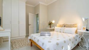 Salt & Sea family home with ocean view