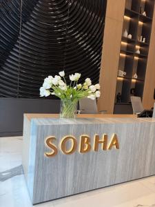 Elegant 1-Bedroom The Crest, Near Downtown Dubai