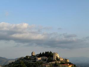 Benesié - Villa with castle view