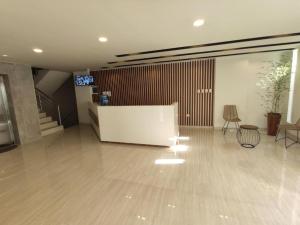 Departamento Único, Ave Paraíso