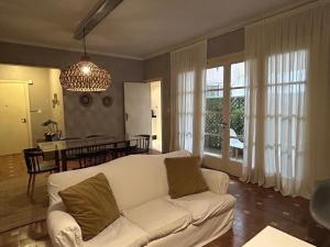 Amplio Departameno en excelente ubicacion