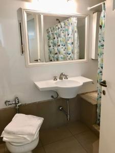 Amplio Departameno en excelente ubicacion