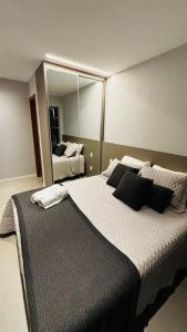 Lindo Apto na barra climatizado.