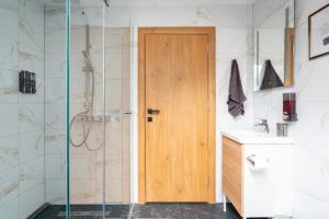 Near Vienna - 60m2 - 6 Guests - Self Check-in - Parking