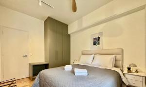 Dafne Athens renovated apartment 170m from Metro