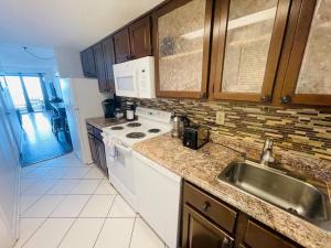 Ocean Villas apartment view the ocean and relax