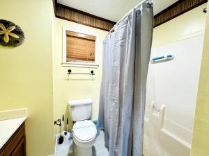 Awesome 1st floor 2BR apartment at Bay Tree