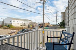 Ocean Hideaway Rooftop Deck Fireplace