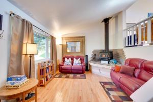 Mountain Views for Miles! Apt Near Homer Spit