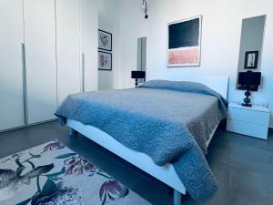 Entire 2-Bedroom House Near Valletta - Central Maltese Traditional Holiday Home for Families & Couples