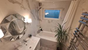 P7 Gardens - Close to station and nature