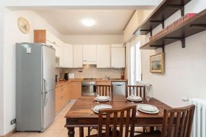 A due passi dal mare, Self check-in