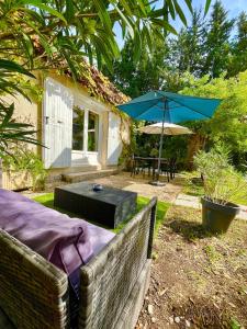 T2 cosy avec jardin privé et terrasses au calme