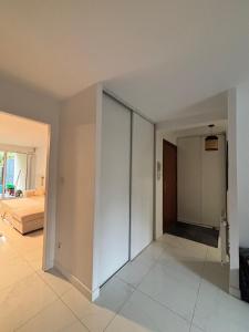 Large Modern Apartment - Terrace - Parking