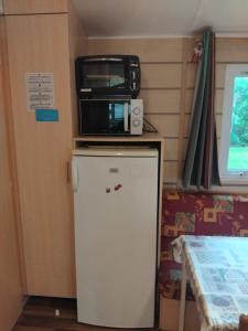 chez regis et jennifer