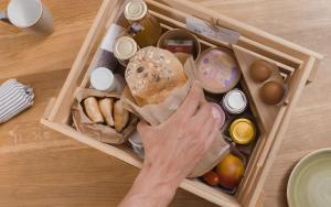 Riverdance with mountain view, garden and private parking 