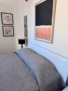 Entire 2-Bedroom House Near Valletta - Central Maltese Traditional Holiday Home for Families & Couples