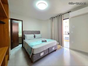 Cobertura com 4 Quartos a poucos metros da Praia em Itapema Meia Praia