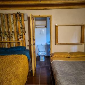 linda habitación en la montaña