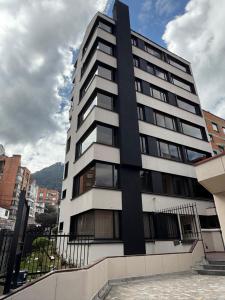 Modern Stay in Chapinero with Kitchen