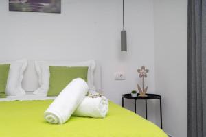 Apartments by the sea Drasnice, Makarska - 24891