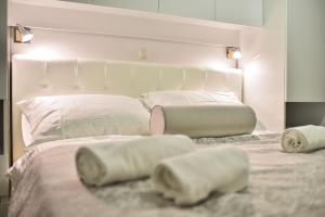 Seaside family friendly house with a swimming pool Vir - 24816