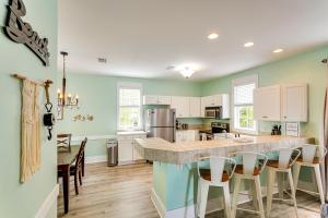 Steps to Sea! Cottage with Pools in Port St Joe