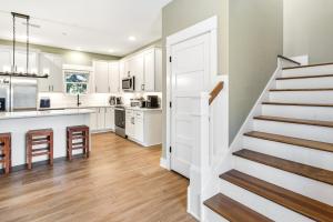 BCW29B - Livin A Dream