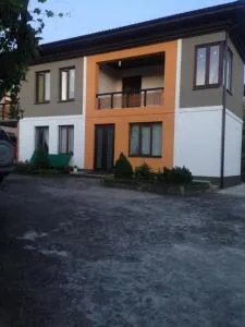 Guest house on Citrusovaya 4 - Gulrip'shi