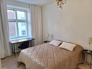 Luxhousing luxurious two rooms city apartment