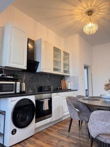 3-Raum-City-Apartment Ost-1