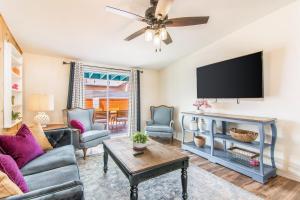 Full Triplex in Central Tucson EV charging