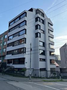 Pet-Friendly Modern Stay in Chapinero