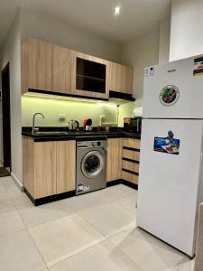 Sea view Marina stays