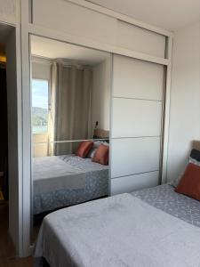 Kitnet Vista Mar em São Vicente - Charme e Conforto