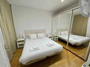 Practical, 3 double bedrooms, 7 Sagrada Familia