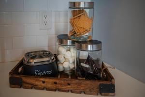 Cozy Desert Den 10 Min Downtown& 6 Min Brewerytown