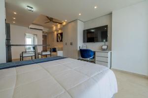 Cartagena Beach Resort 1611