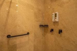 Cartagena Beach Resort 1611