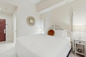 Baytowne Wharf Pilot House 123